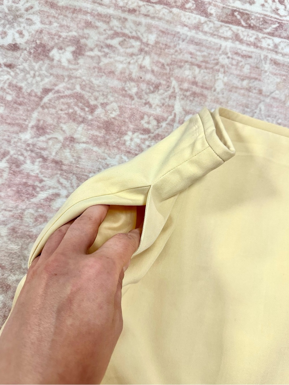 Vintage 🌼 100% Silk Butter Yellow Liz Claiborne Skirt W/ Pockets - Picture 3 of 12